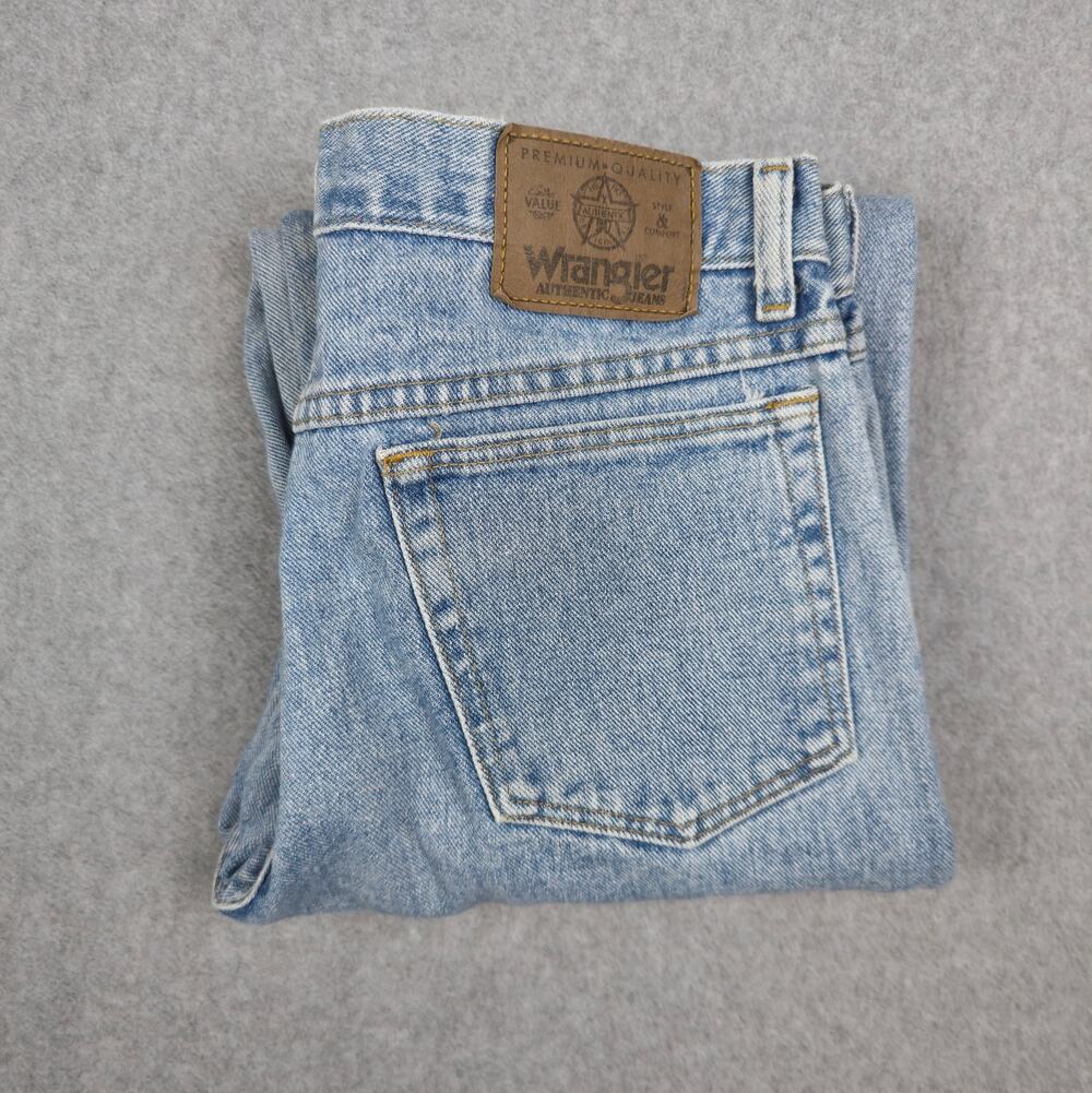 Wrangler Mens 31x32 Rugged Wear Classic Fit Jeans Light Wash Denim